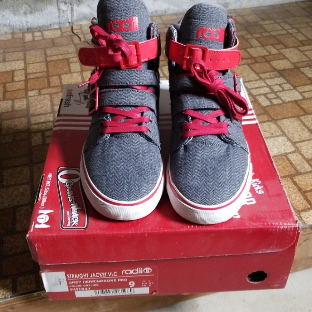Radii sneakers (SHOEBOX NOT INCLUDED)